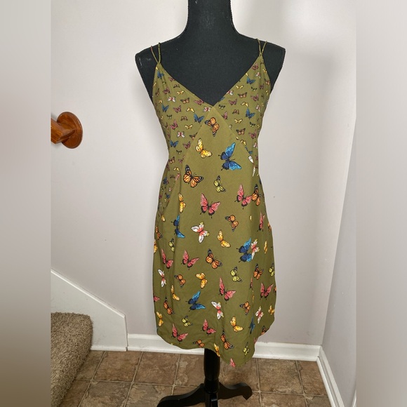 Abercrombie & Fitch Dresses & Skirts - Women’s XS Abercrombie & Fitch Olive Green Butterfly Strappy Mini Dress